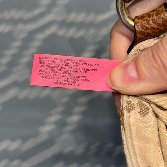 Juicy Couture wristlet - Picture 7 of 7